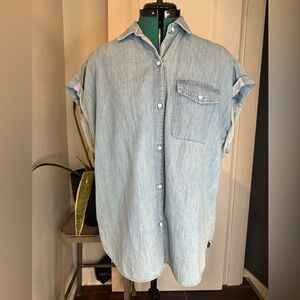 GAP Classic Blue button-up oversized Denim Top large